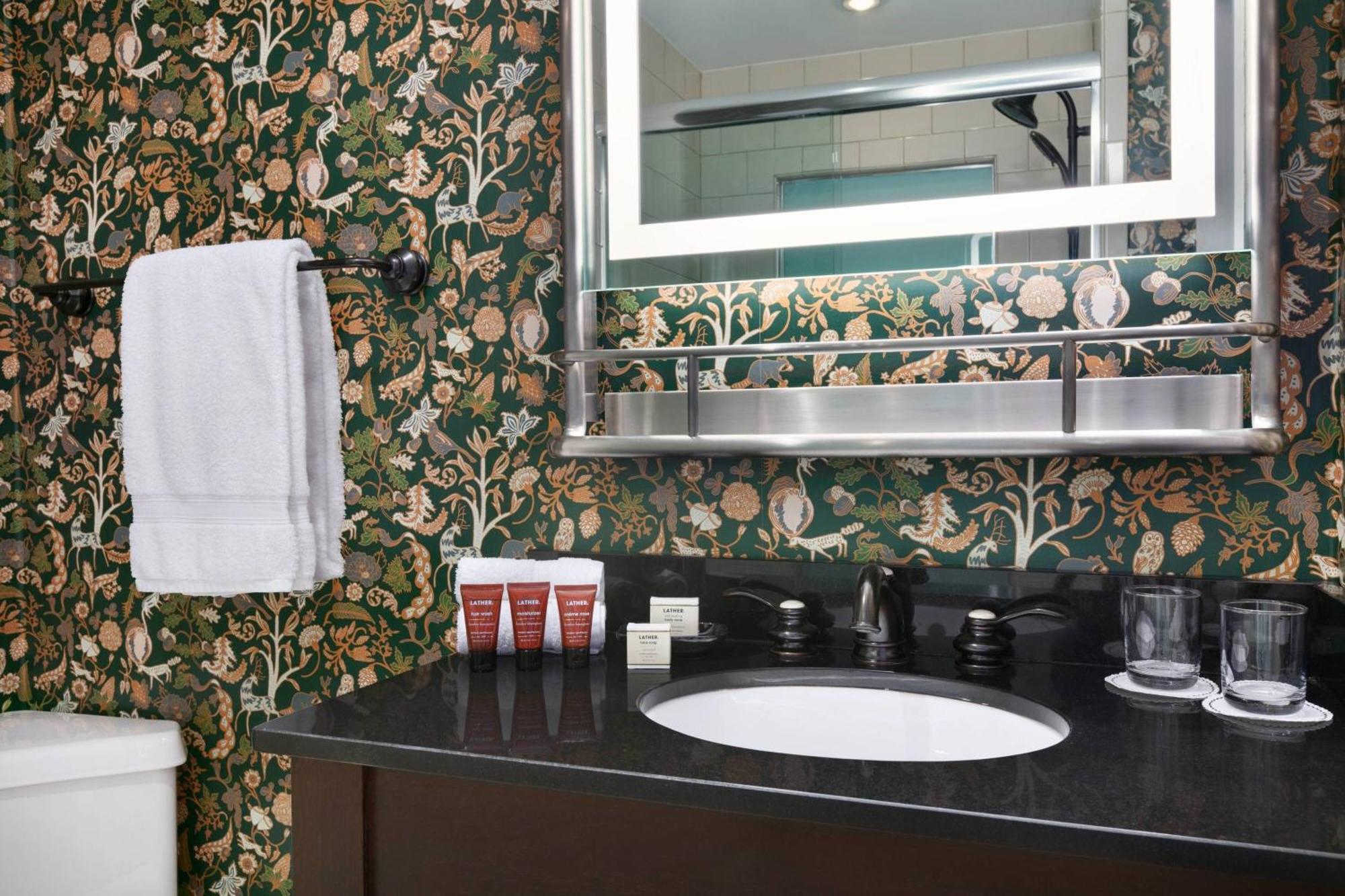 Glenn Hotel, Autograph Collection Hotel